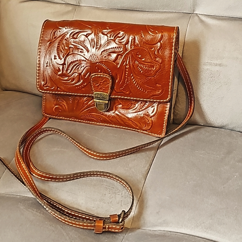 Patricia Nash Tooled Florence Lanza Crossbody Bag